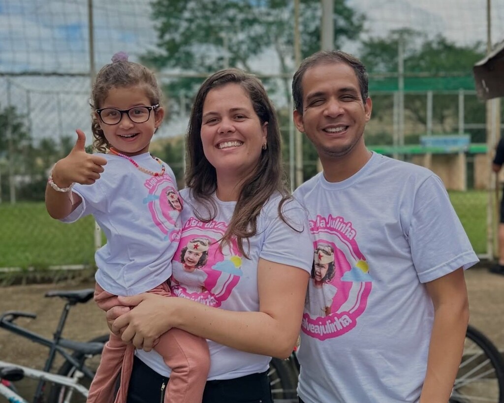 Campanha Salve a Julinha conquista R$ 20 milhões para tratamento de doença rara; relembre a jornada